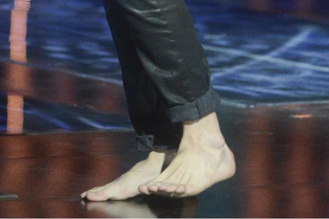 Kto ma takie stopy?