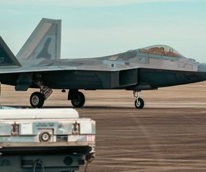 F-22 Raptor