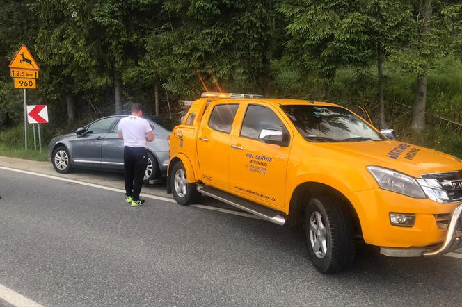 Tatry. Znów korki na drodze do Morskiego Oka, a parking tylko przez internet 