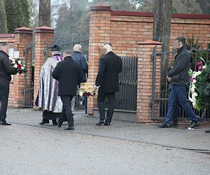 Bogdan zastrzelił żonę Barbarę i uciekł. Tak zginął były policjant, prokuratura podała szczegóły