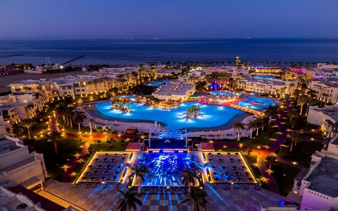 2. Hotele Rixos Sharm El Sheikh 5* (adults only 18+) oraz Rixos Premium Seagate 5*