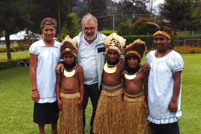 „Kolędnicy Misyjni 2022/23 dzieciom z Papui-Nowej Gwinei. Jak dołączyć do akcji?