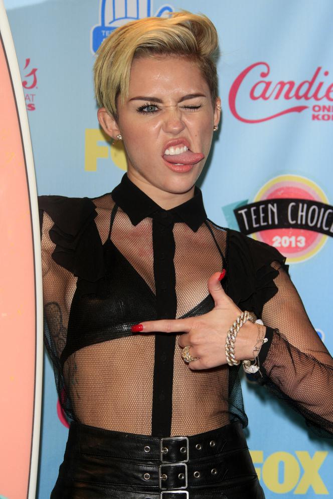 Skandalistka Miley Cyrus