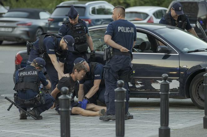 Zatrzymanie nożownika w Warszawie