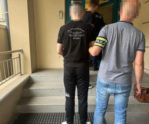 Eksplozja przemocy wśród nastolatków w Warszawie. Pistolety, noże, kastety i pięści. Tak wygląda codzienność niektórych młodych ludzi