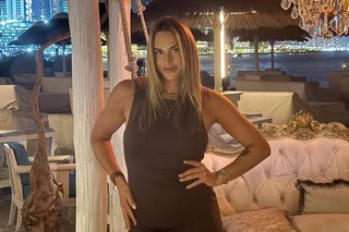 Spocona Aryna Sabalenka po treningu