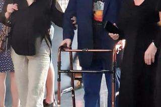 Wojciech Mann nie może sam chodzić