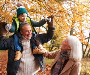 Wyższa emerytura dzięki wnukom. Nowy sposób, o którym mało kto wie