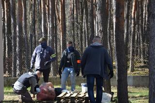 Szaleniec z Zielonki kłuł igłą przypadkowych ludzi na ulicy. Do akcji wkroczyli antyterroryści [ZDJĘCIA, WIDEO]