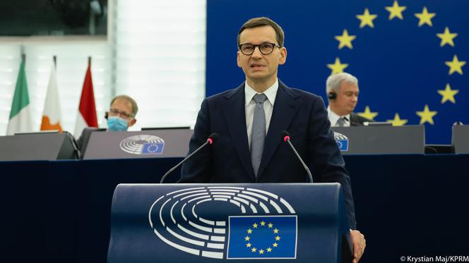  Mateusz Morawiecki w Parlamencie Europejskim: Odrzucamy język gróźb i szantaż ze strony instytucji unijnych