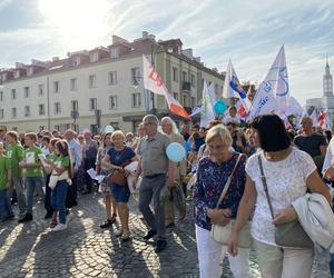 13. Marsz dla Życia i Rodziny zgromadził tłumy na ulicach Białegostoku [ZDJĘCIA]