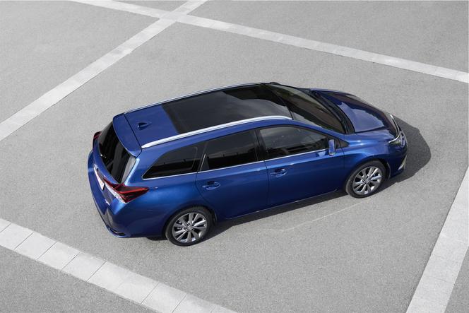 Toyota Auris Touring Sports