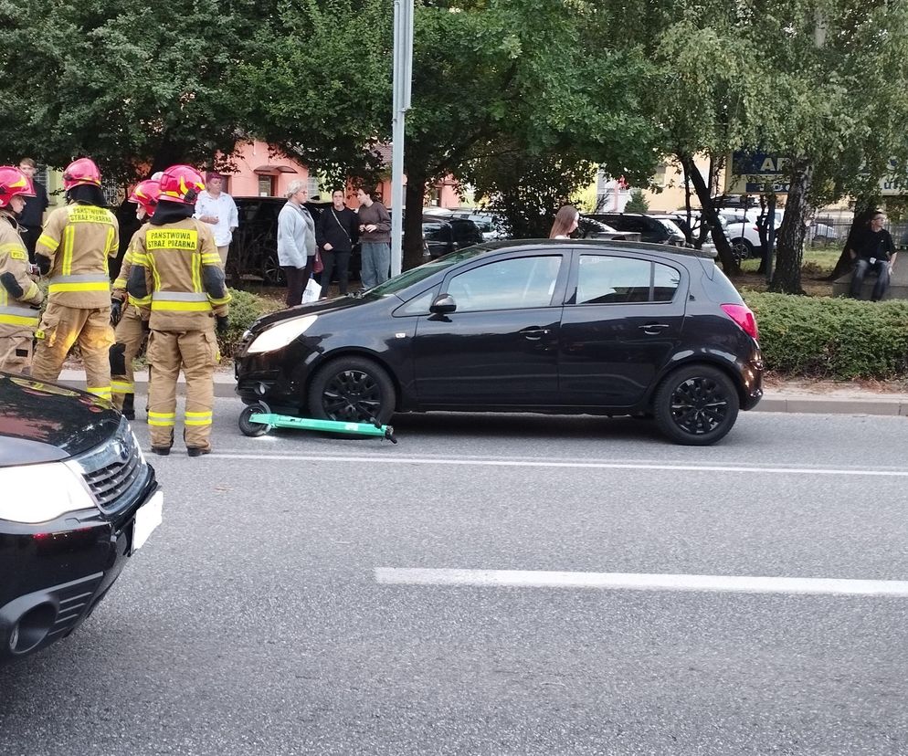 Hulajnoga pod kołami samochodu w Radomiu! Policja apeluje o ostrożność 