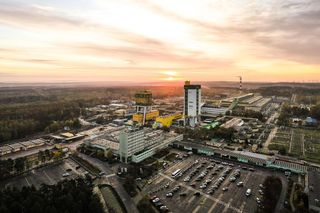 Potężne wstrząsy w Polkowicach w kopalniach KGHM. Wiele budynków uszkodzonych