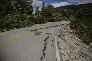 Trzęsienie ziemi na Haiti. Ponad tysiąc ofiar trzęsienia ziemi! Drugie tyle zaginionych