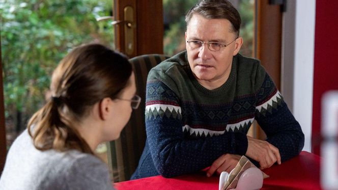 Na sygnale, odc. 672. Artur Góra (Tomasz Piątkowski), Katia (Alicja Chmielewska) 