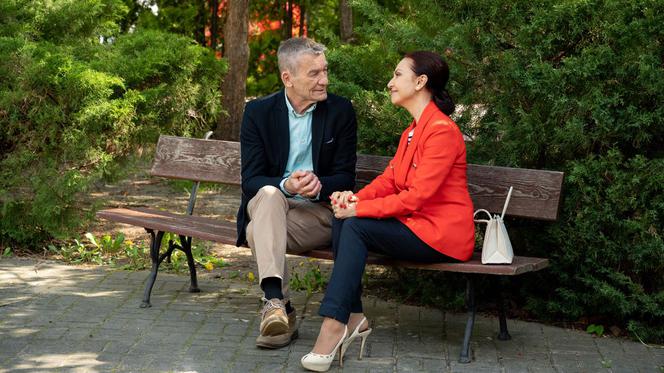 Barwy szczęścia odcinek 2518. Stefan (Krzysztof Kiersznowski), Arleta (Grażyna Brodzińska)