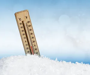 Duży spadek temperatury w Polsce. IMGW wydało ostrzeżenia dla kilkunastu województw!