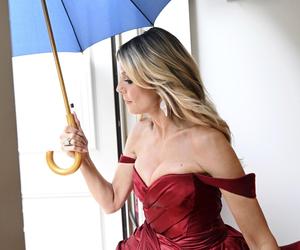 Heidi Klum całkiem goła! Tak świętowała 51 urodziny