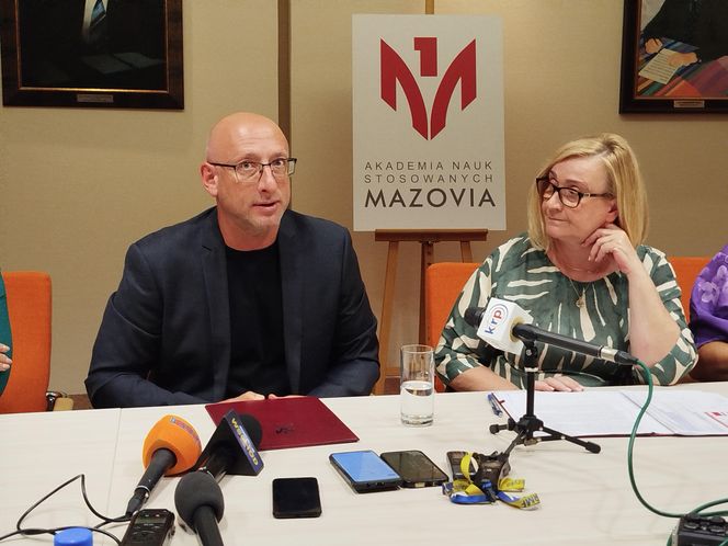 Akademia Nauk Stosowanych Mazovia prowadzi rekrutację uzupełniającą na nowy kierunek studiów – psychologię!