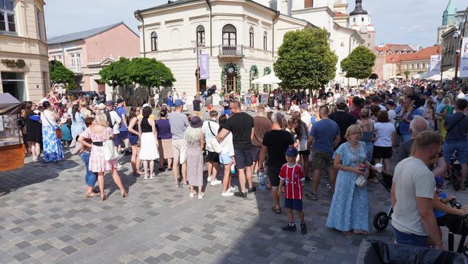 Takie „cyrki” to tylko w Lublinie! Trwa Carnaval Sztumistrzów. ZDJĘCIA z trzeciego dnia cyrkowego święta