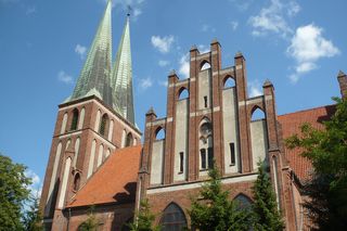 To jeden z najpiękniejszych kościołów w Olsztynie. Wybudowano go dla armii Cesarstwa Niemieckiego