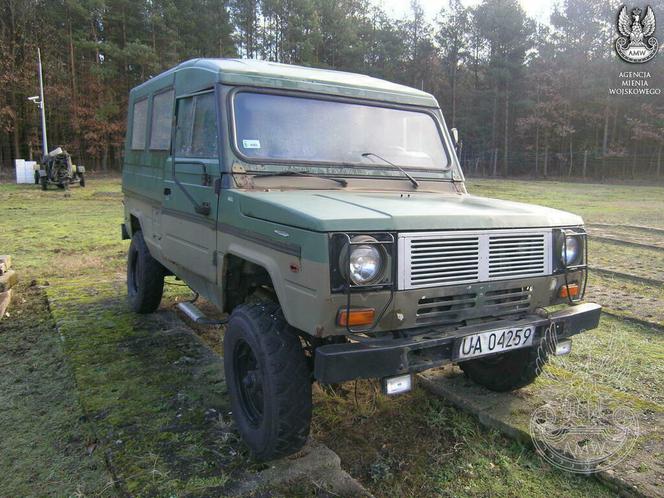 Samochód terenowy HONKER 2324, rok produkcji 1999