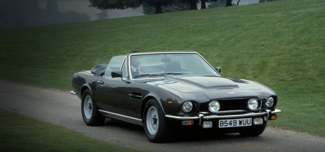 Aston Martin V8, Aston Martin, James Bond
