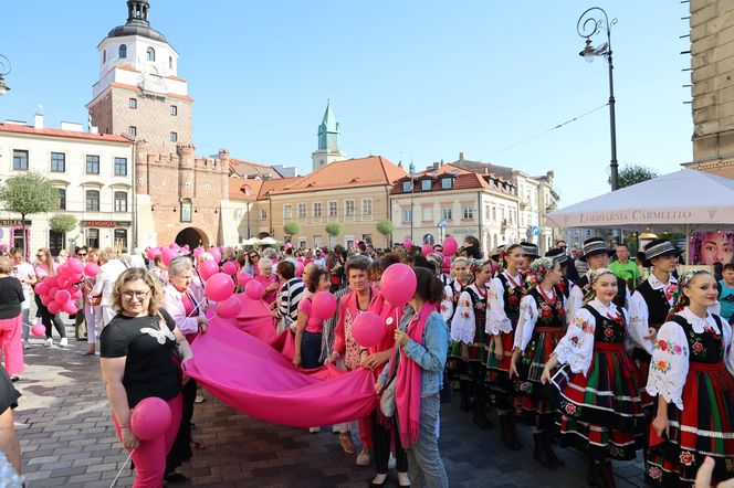 W centrum Lublina królował róż! Przez miasto przeszedł Marsz Różowej Wstążki