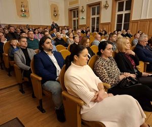 Kalisz. Trwają Dni Honorowego Krwiodawstwa PCK. Podczas uroczystej gali podziękowano krwiodawcom