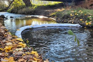 Na Białusze w Krakowie pojawiły się łapacze śmieci