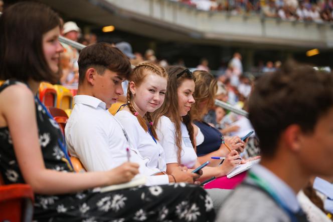 Kongres Świadków Jehowy 2024 na Stadionie Miejskim w Białymstoku