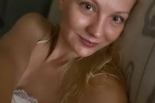 Katarzyna Kołeczek (Jagoda z M jak miłość) w  domu