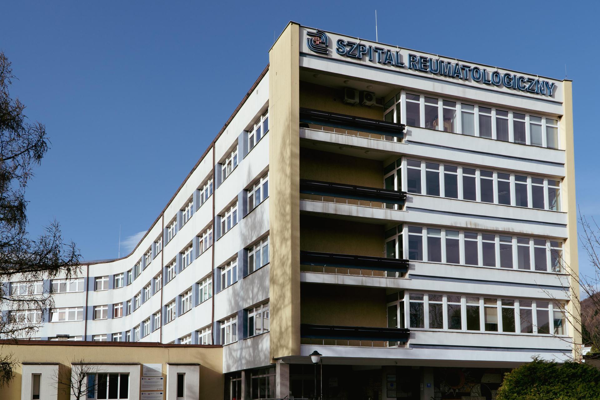 Modernizm w Ustroniu - co zwiedzić? Zdjęcia socmodernistycznych budynków