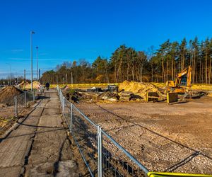 Budowa tunelu pod torami przy PKP Warszawa Wesoła