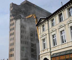 Utrudnienia związane z rozbiórką Związkowca