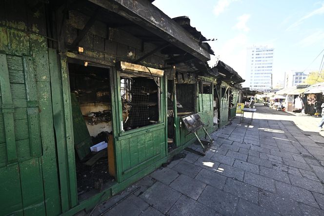 Tajemnicze pożary. Ktoś chce „posprzątać” starą część bazaru Różyckiego na Pradze? Handlarze drżą o swoją przyszłość