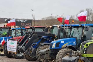 Rolnicy protestują w Koszalinie. Dołączą do nich rolnicy z Biesiekierza