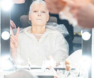 Edyta Herbuś - łysa śpiewaczka