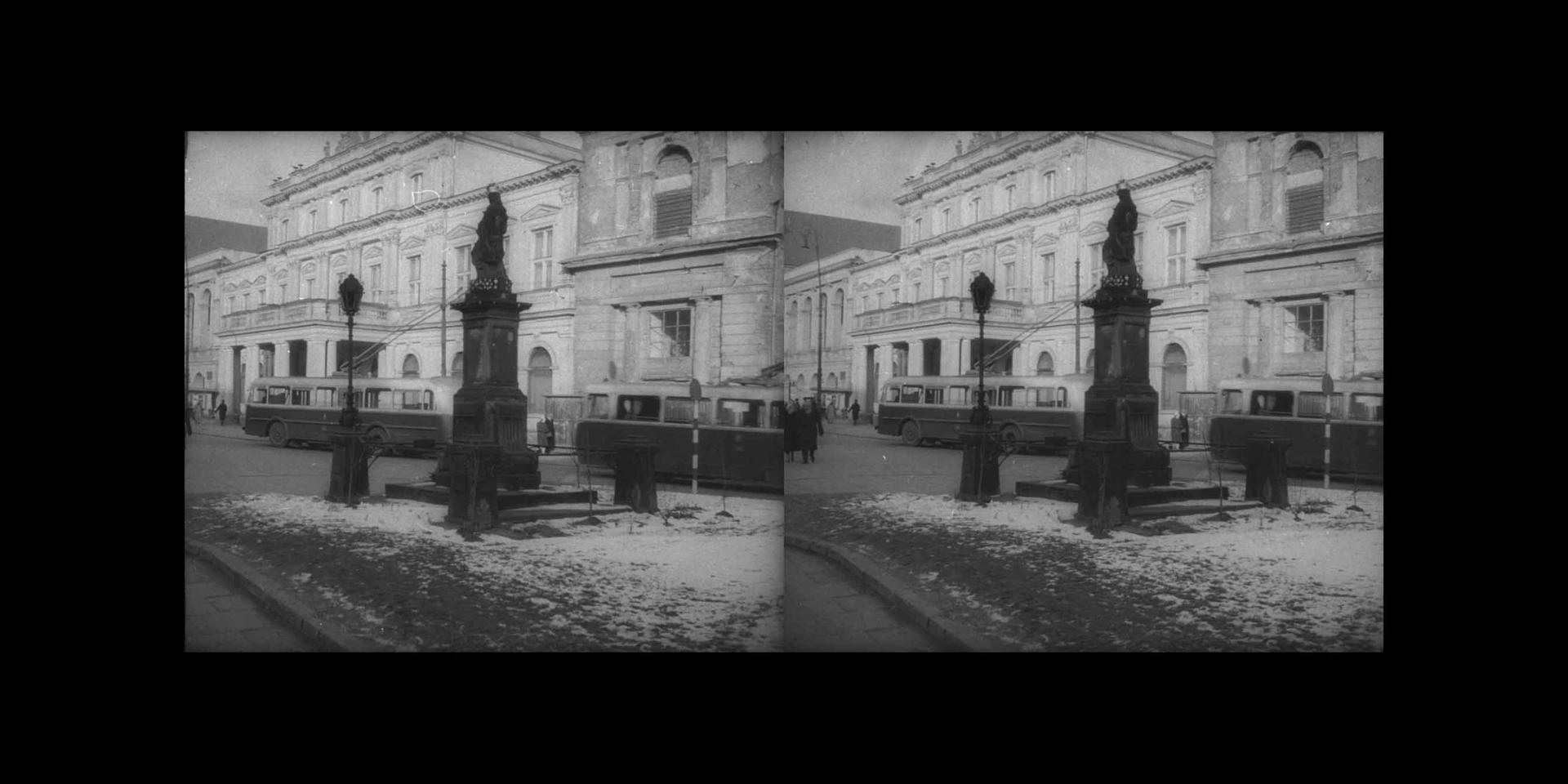 Pętla trolejbusowa przy Krakowskim Przedmieściu w Warszawie