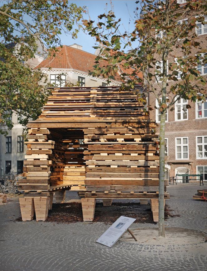 Barn Again - jeden z dwóch prezentowanych na Biennale pawilonów