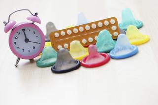 Antykoncepcja hormonalna - skuteczność pigułek, plastrów i wkładek antykoncepcyjnych