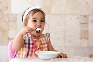 Wapń w diecie dziecka - czy można go dostarczać inaczej niż tylko w mleku?
