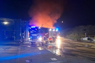 Potężny pożar składowiska w Bełżycach