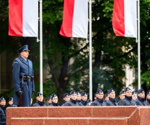 Policjantki i policjanci złożyli ślubowanie. 126 funkcjonariuszy zasiliło śląski garnizon