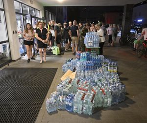 Pożar w Ząbkach. Tłumy wykupują artykuły pierwszej potrzeby