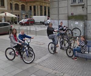 Dziwne zdjęcia z Google Street View w Polsce