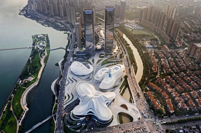 Centrum artystyczno-kulturalne Changsha Meixihu w Chinach_Zaha Hadid Architects_02