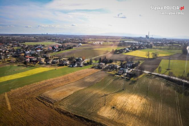 Policja używa do poszukiwań helikoptera