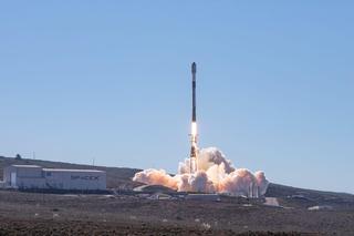 Polsko-fiński ładunek rakiety SpaceX. Cztery satelity radarowe trafiły na orbitę